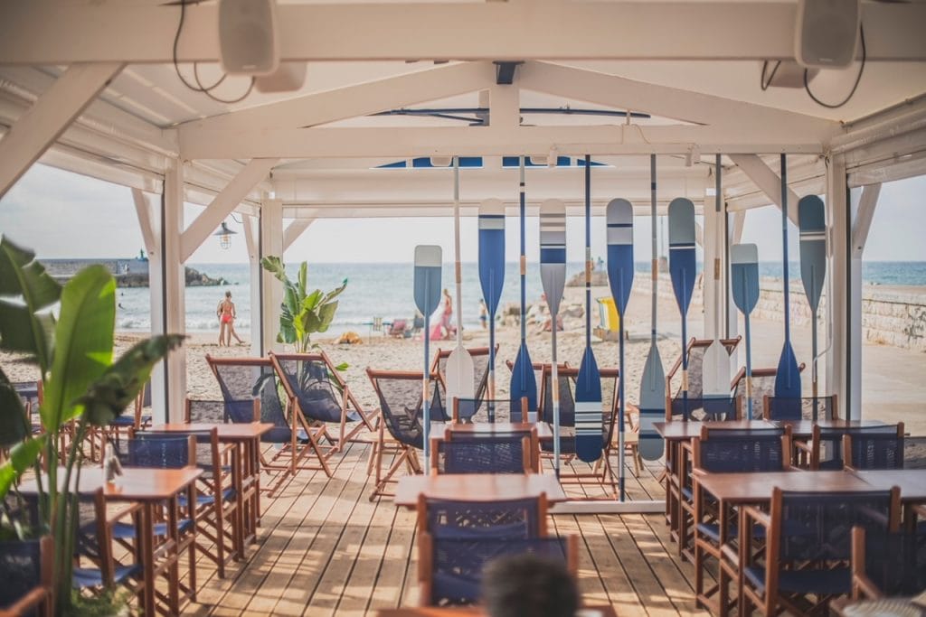 beach restaurants spain