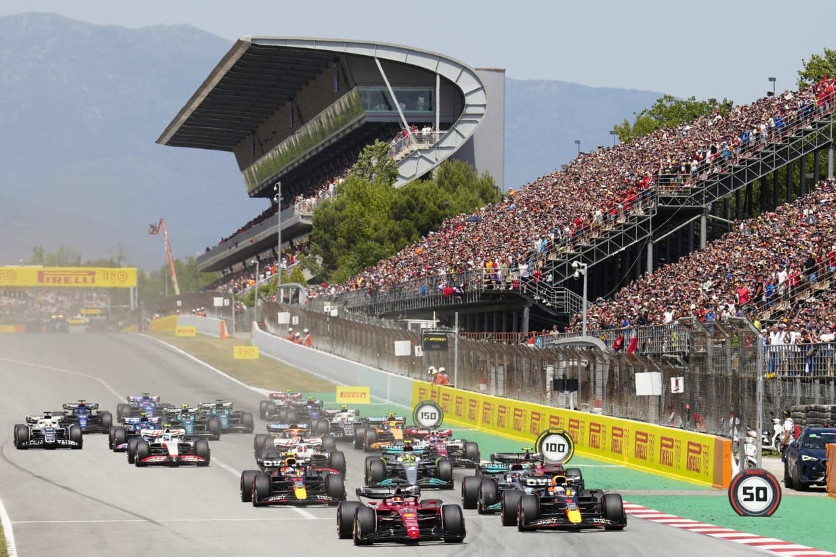 Start of the (F1) Formula 1 Spanish GP (Grand Prix) at Circuit de Barcelona-Catalunya in Montmeló 